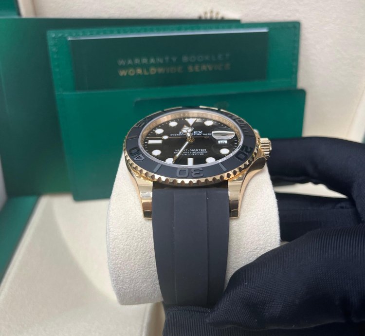 Rolex Yacht-master 42 Yellow Gold Yacht-master 42 Watch - Black Dial - Oysterflex Strap 226658