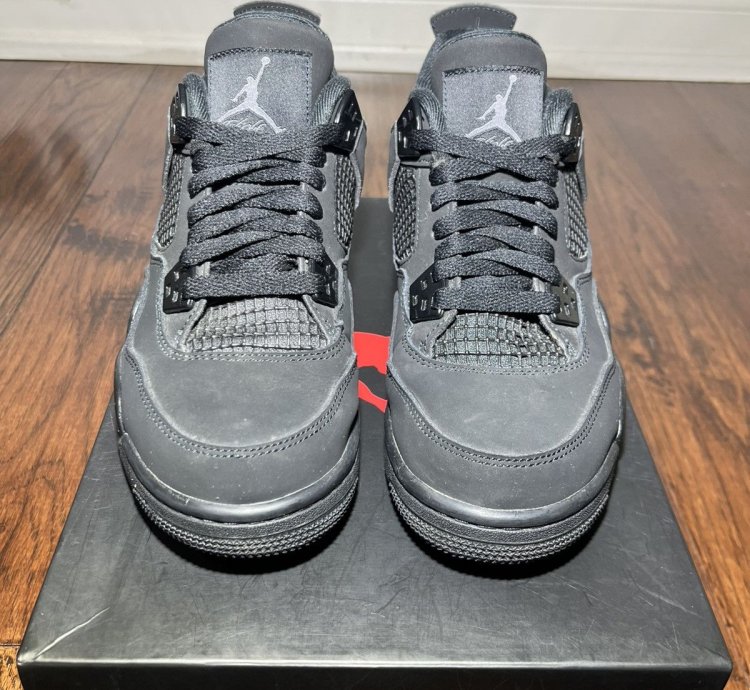 Size 5 5y 7w - Air Jordan 4 Black Cat