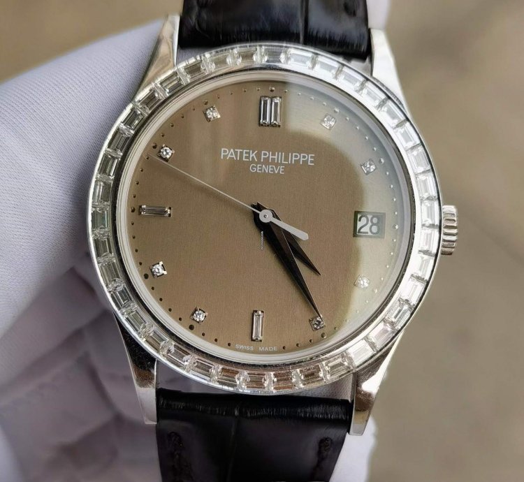 Patek Philippe Calatrava Platinum Diamond Automatic Watch 38mm Calatrava Pt950 5298p-001