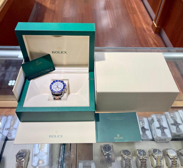 Rolex Yacht-master Ii 116681 Mercedes Hands 18k Rose Gold Steel Oyster Box Papers Unworn