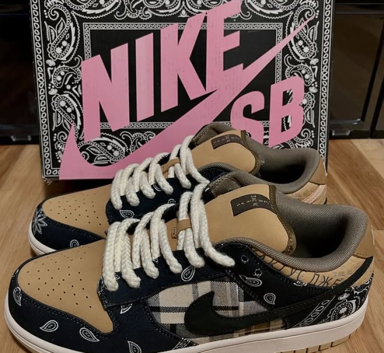 Travis Scott Nike Sb Dunk Low Cactus Jack