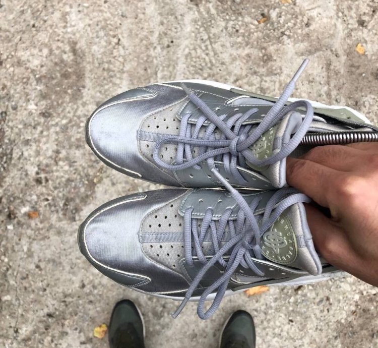 Very Rare Nike Air Huarache Run Se Silver Sneakers Designer