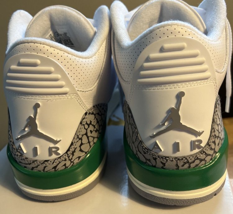 Air Jordan 3 Retro Lucky Green - 10 5 Men