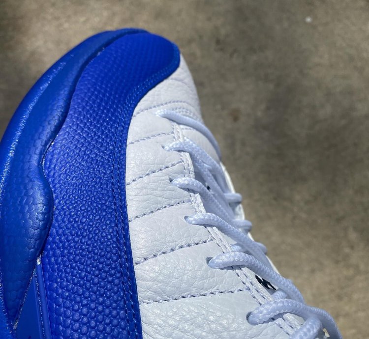 Air Jordan 12 Retro Blueberry