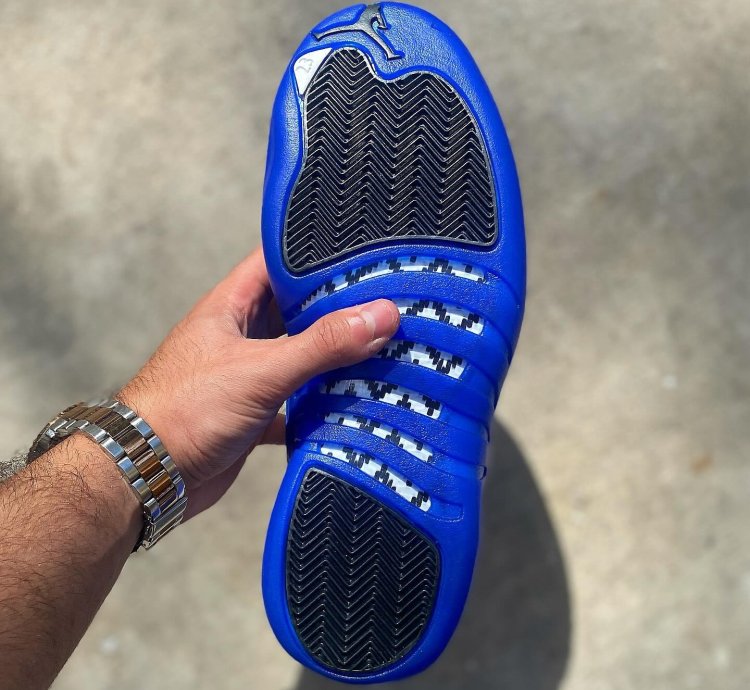 Air Jordan 12 Retro Blueberry