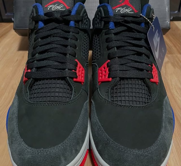 Air Jordan 4 Retro Rare Air 2025