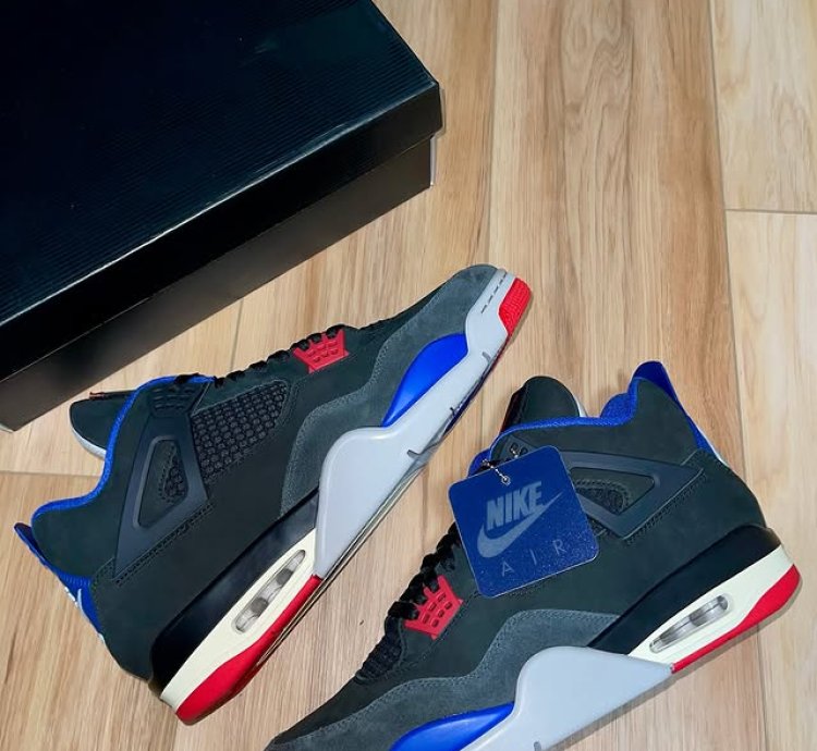 Air Jordan 4 Retro Rare Air 2025