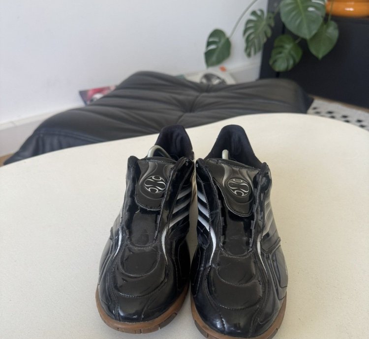 Vintage 00s 2005 Adidas F10 Y2k Soccer Football Shoes Black