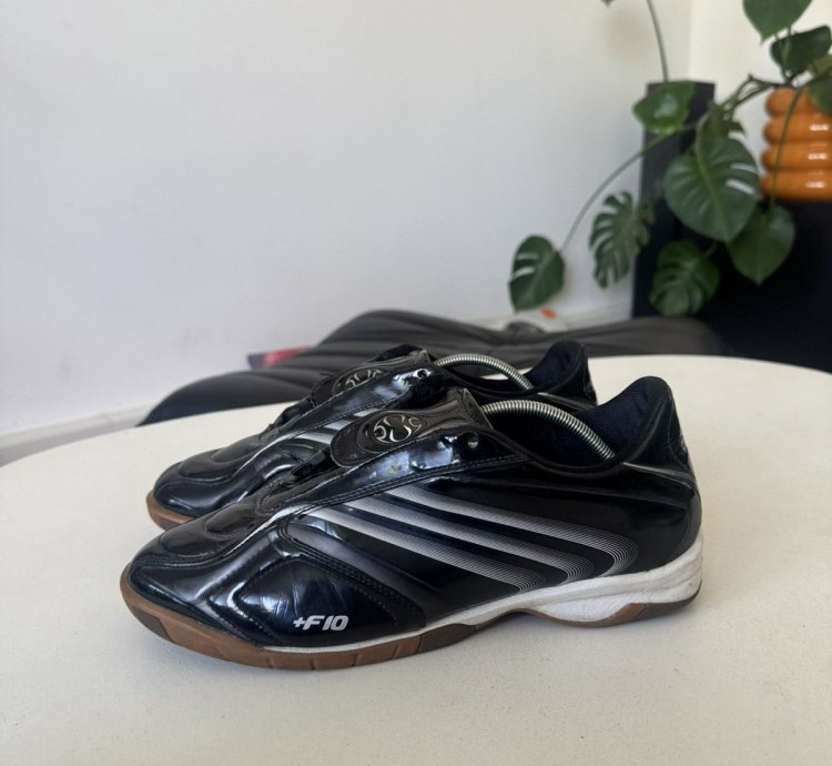 Vintage 00s 2005 Adidas F10 Y2k Soccer Football Shoes Black