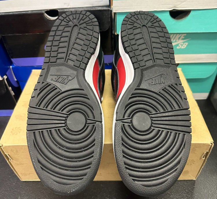 Size 8 5 - Nike Dunk Sb Low Premium Retro Bred 318019-601
