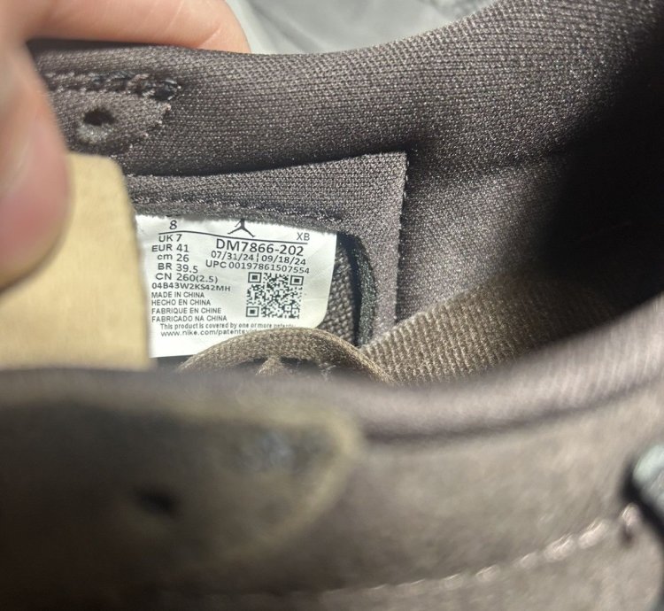 Size 8 Travis Scott Air Jordan 1 Velvet Brown