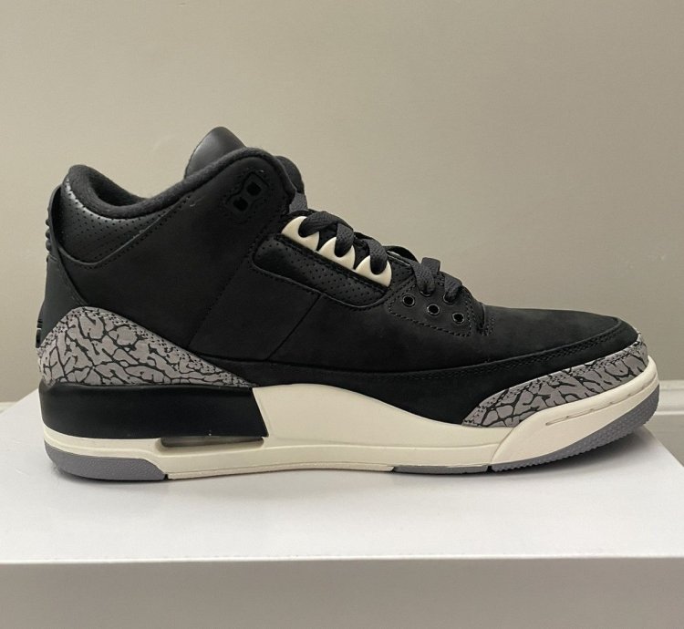Air Jordan 3 Retro Off Noir