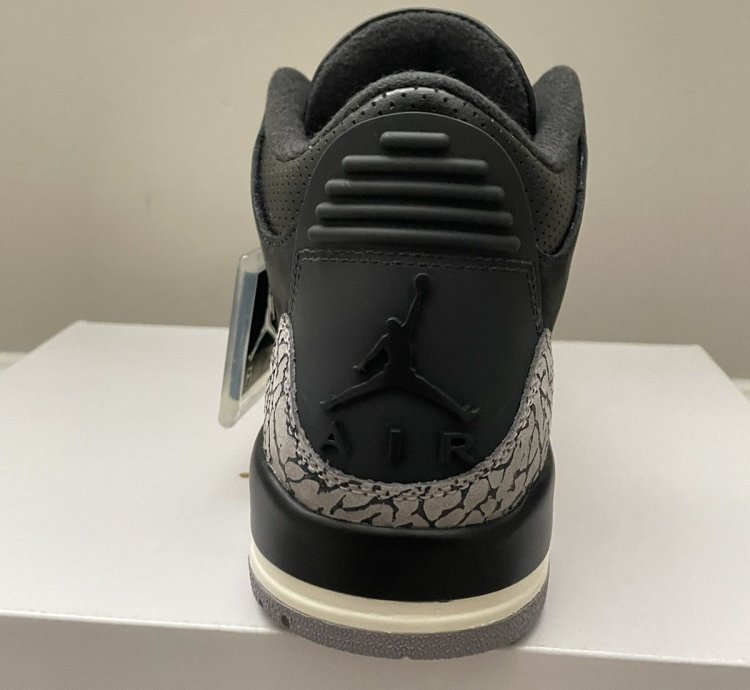 Air Jordan 3 Retro Off Noir