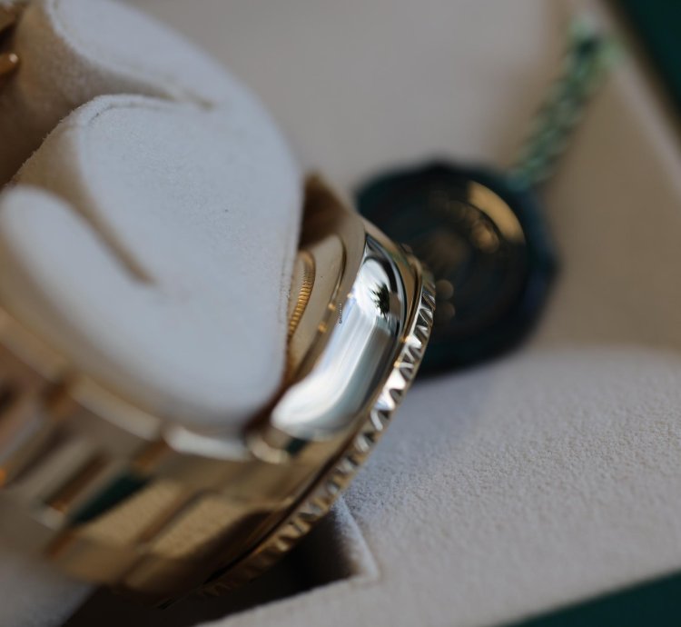 Rolex Yacht-master Ii 2018 Yellow Gold Yacht Master Ii Discontinued 116688