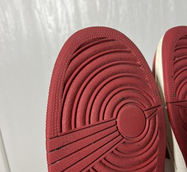 Size 9 - Jordan 1 Retro Og High Chicago 2015 Mens Sneakers