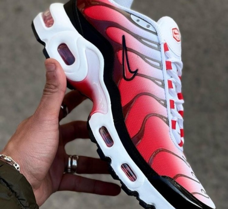 Nike Air Max Plus Fire Red Running Shoes
