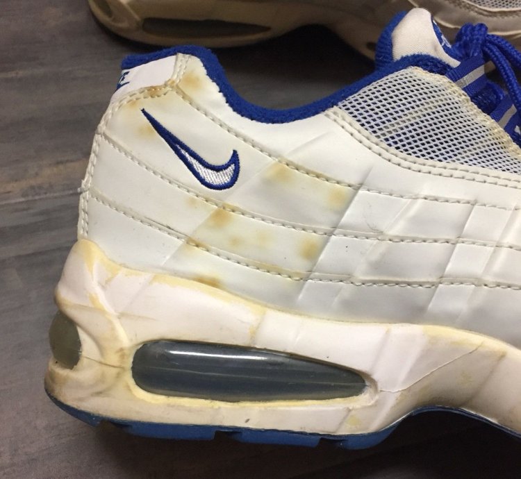 Vintage 2000 Nike Airmax 95