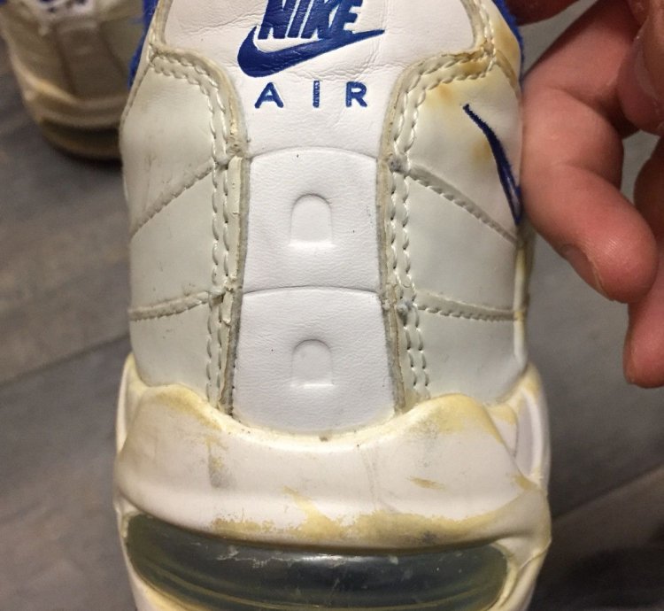 Vintage 2000 Nike Airmax 95