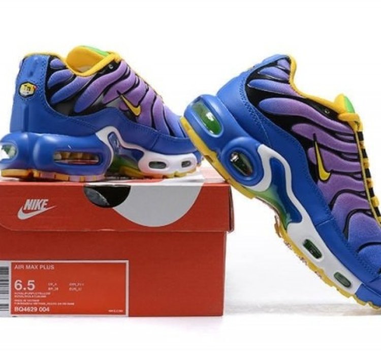 Nike Air Max Plus Soar Magic Flamingo Gold Purple Running Shoes