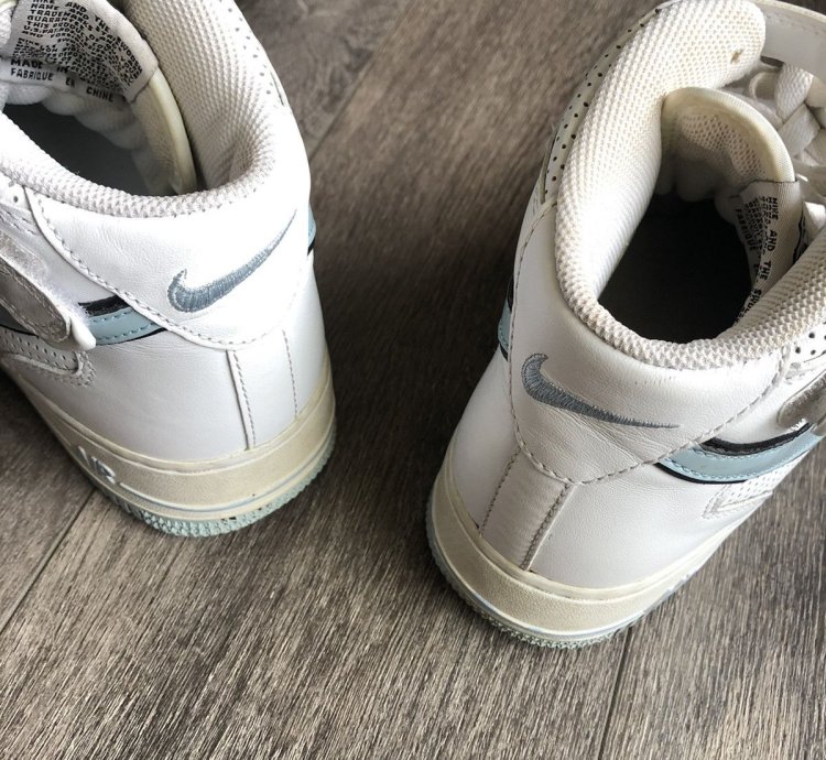 Vintage 2000s Nike Air Force 1 Mid Ice Blue White Shoes 8 5w