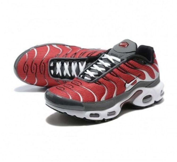 Nike Air Max Plus Team Red Cool Grey Running Shoes