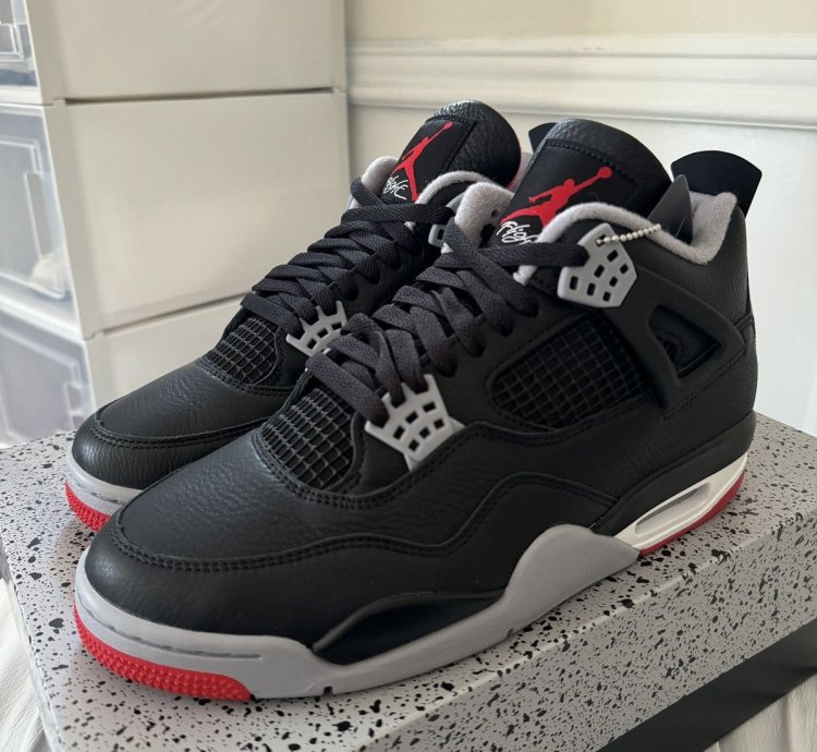 Air Jordan 4 Bred Reimagined Size 9 5