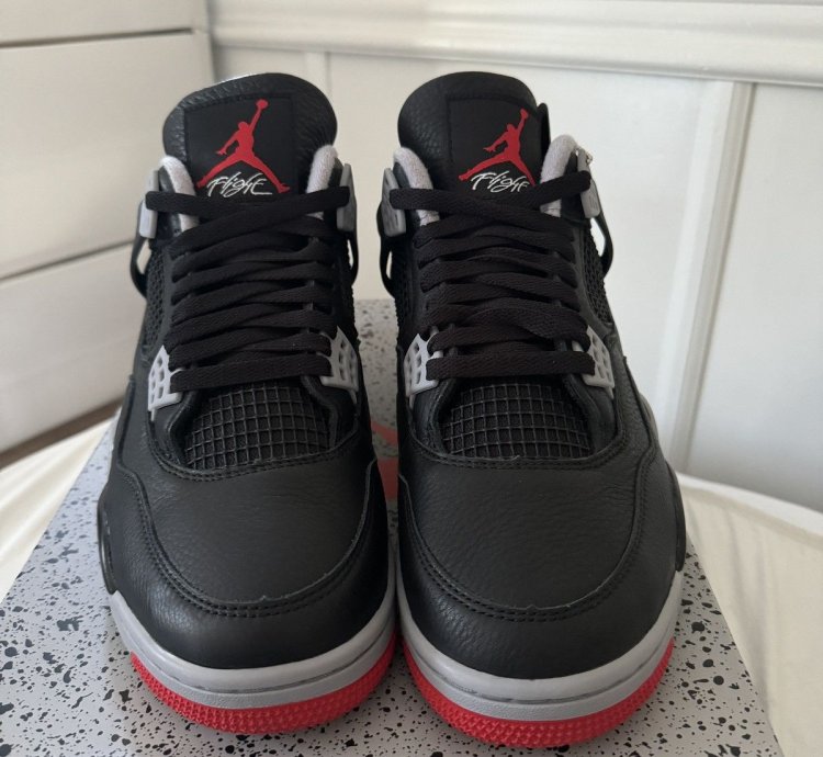 Air Jordan 4 Bred Reimagined Size 9 5