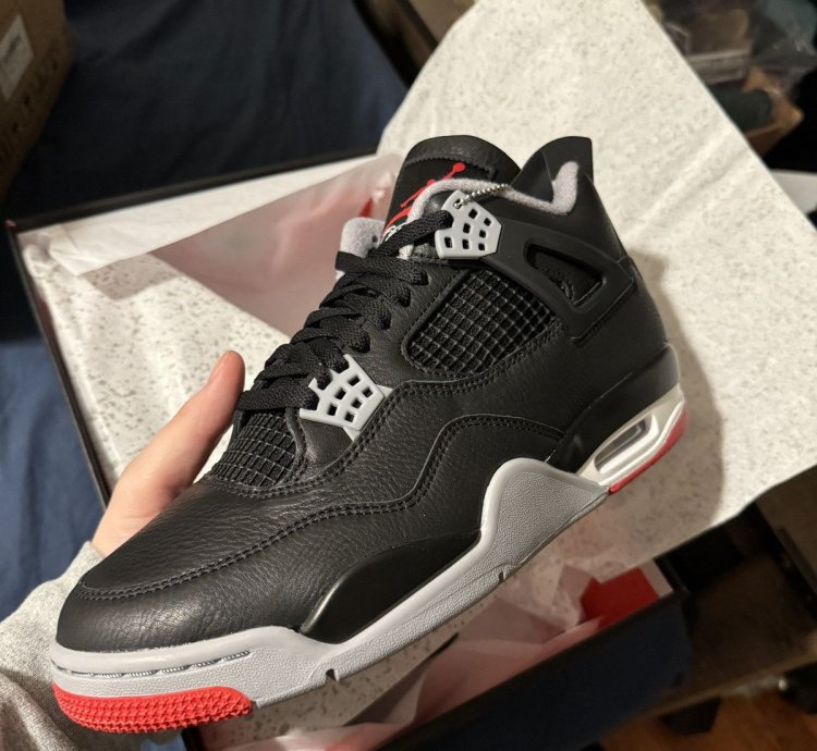 Air Jordan 4 Bred Reimagined Size 9 5
