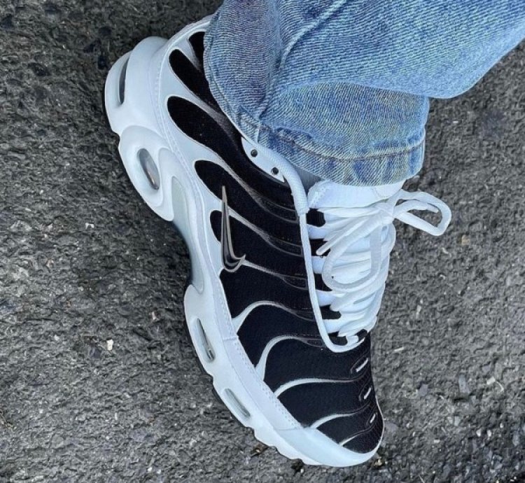 Nike Air Max Plus Tn Killer Whale Running Shoes