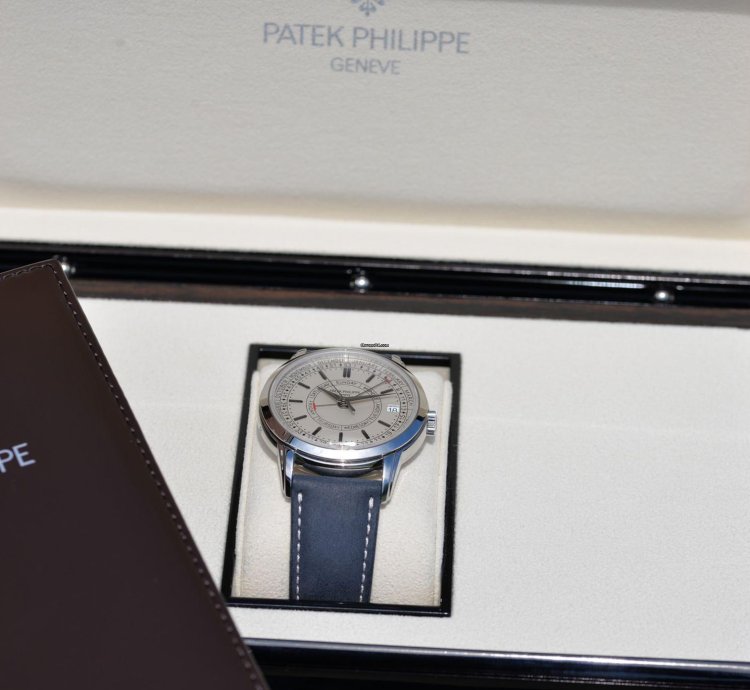 Patek Philippe Calatrava Weekly Calendar