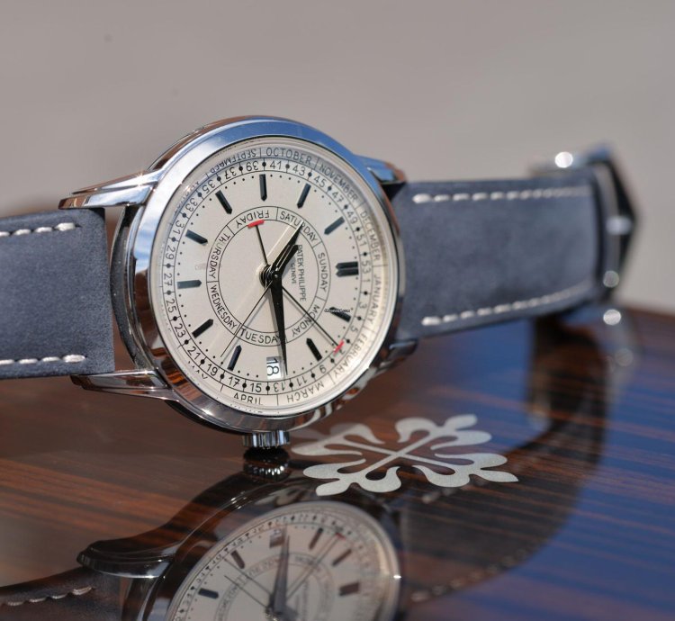 Patek Philippe Calatrava Weekly Calendar