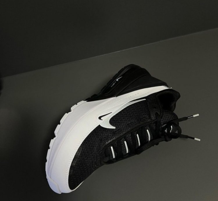 Nike Air Max Pulse Black Pure Platinum Running Shoes