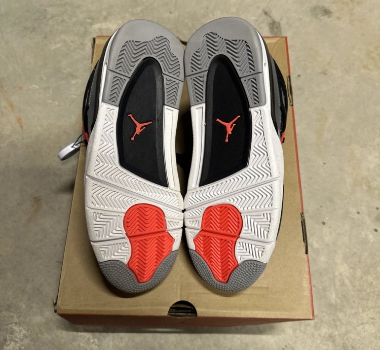 Air Jordan 4 Retro Infrared
