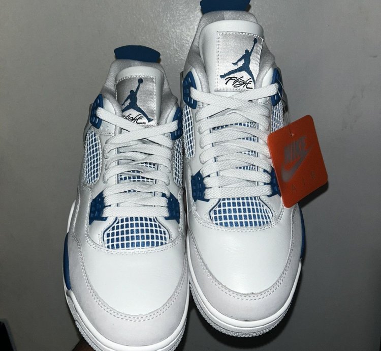 Air Jordan 4 Military Blue 10