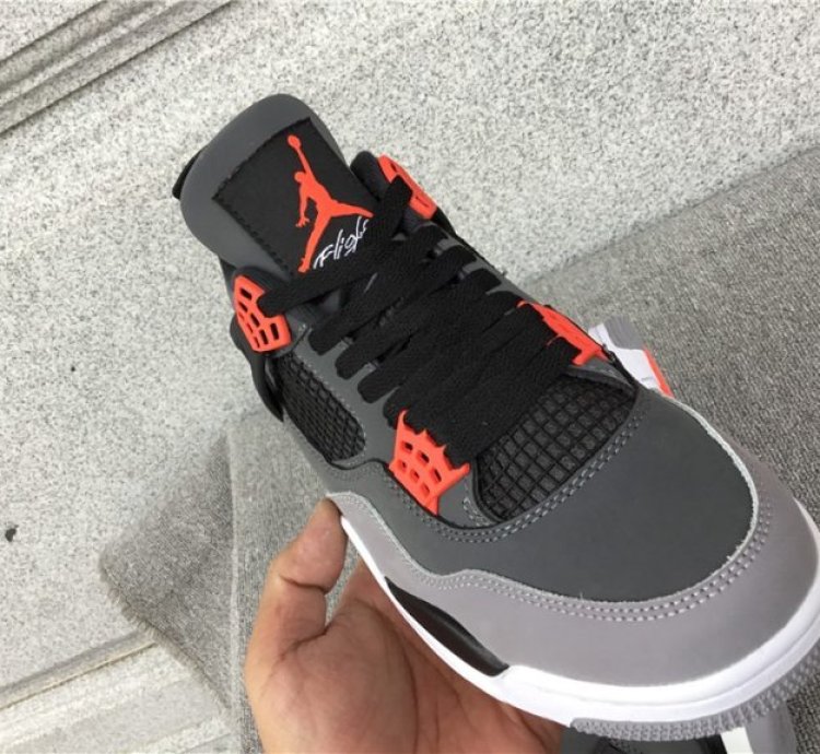 Air Jordan 4 Retro Infrared