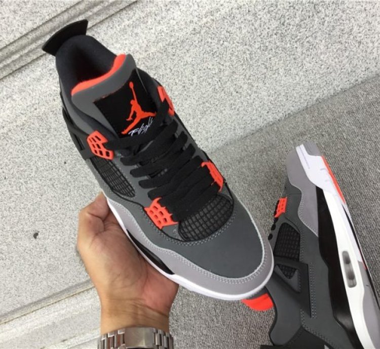 Air Jordan 4 Retro Infrared