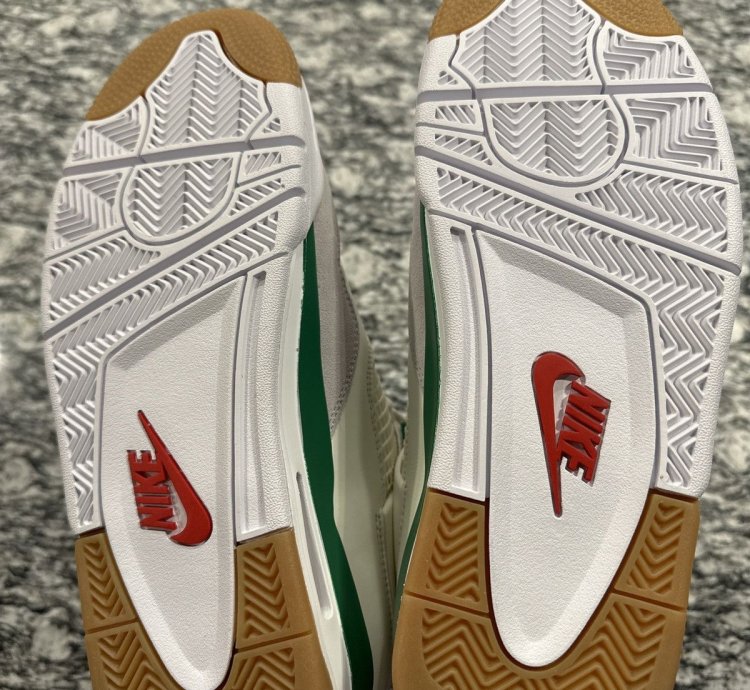 Air Jordan 4 Pine Green Sb