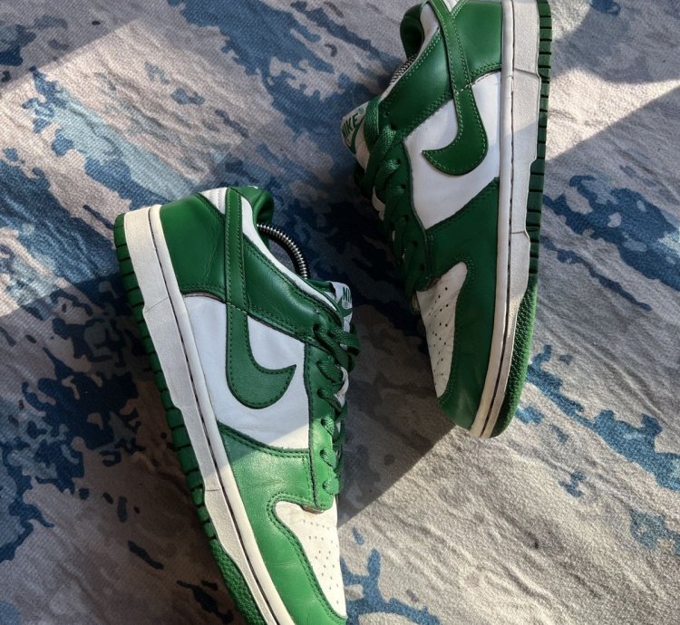 Vintage 2004 Nike Dunk Low Celtic