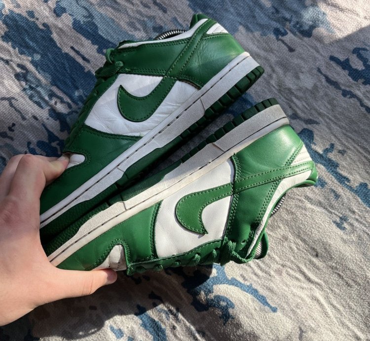 Vintage 2004 Nike Dunk Low Celtic