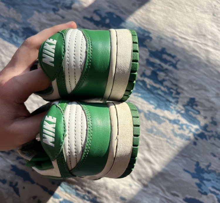 Vintage 2004 Nike Dunk Low Celtic