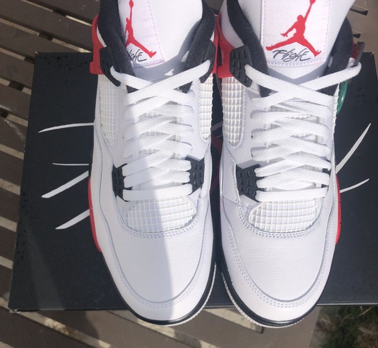 Air Jordan 4 Retro red Cement 2023