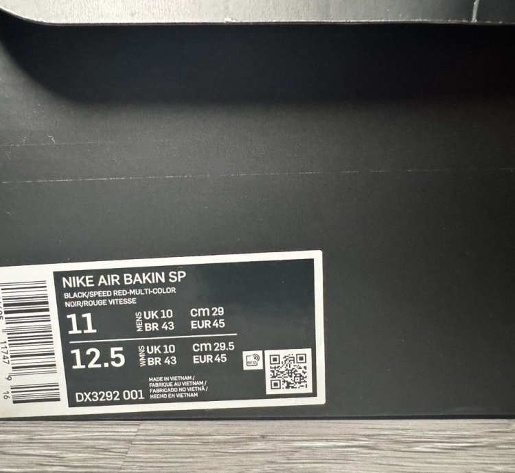 Supreme Air Bakin Black Gradient