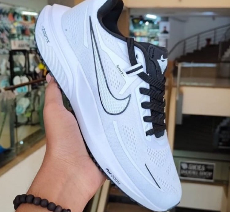 Nike Air Zoom X White Running Shoes