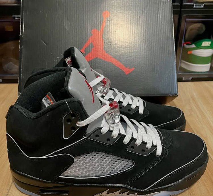 Air Jordan 5 Retro Og metallic Reimagined