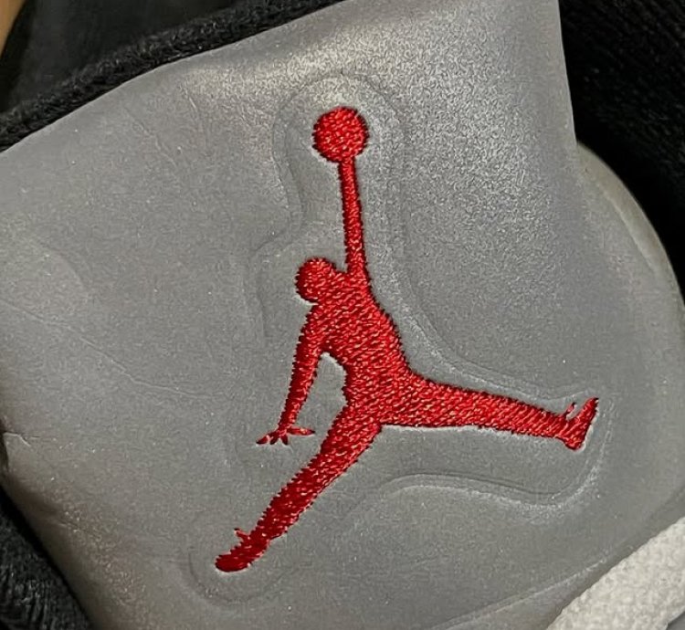 Air Jordan 5 Retro Og metallic Reimagined