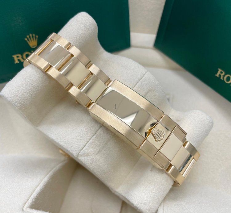 Rolex Yacht-master Ii New 116688 Yacht-master Ii Yellow Gold 44mm White Dial Ceramic Bezel