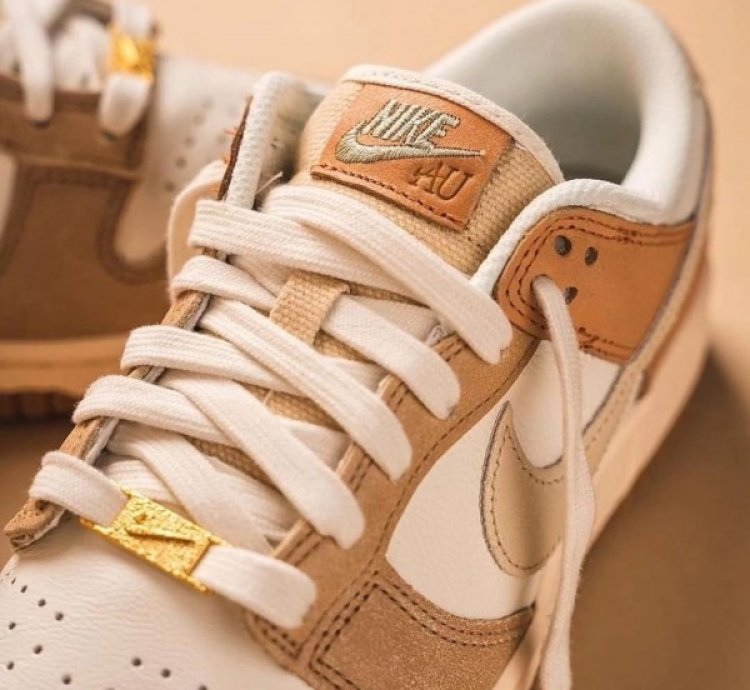 Nike Dunk Low Australia White Brown Sneakers