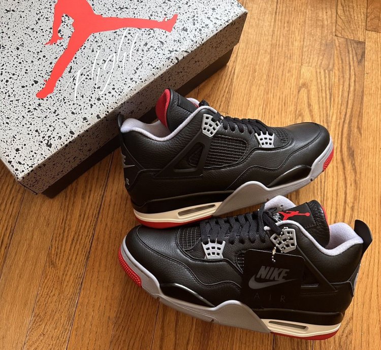 Air Jordan 4 Retro Bred Reimagined Size 11 5