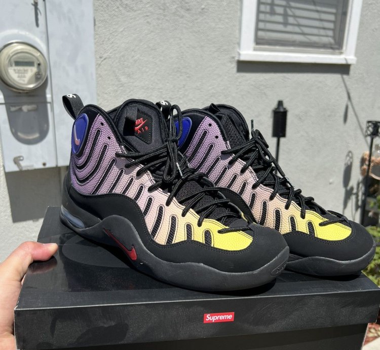 Supreme Nike Air Bakin Sp