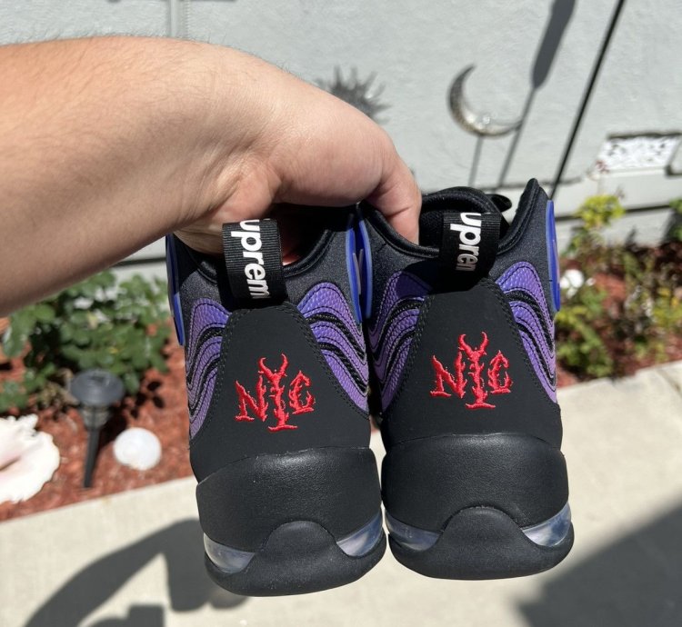 Supreme Nike Air Bakin Sp